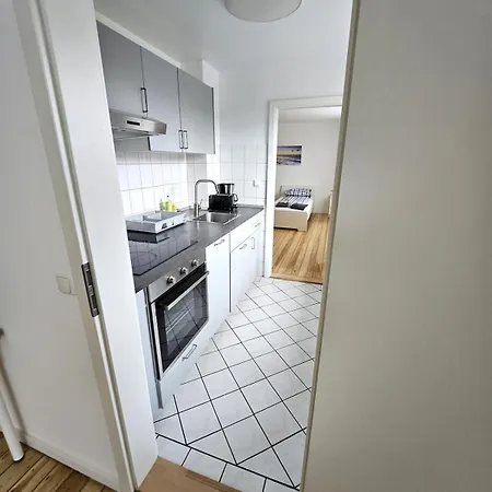Jachmannstrasse 3og Mitte 2 Zi Lejlighed